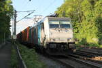 Railpool 186 434-7 mit Containern Richtung Erfurt, am 21.05.2022 in Erfurt-Bischleben.