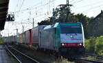 Captrain Polska Sp. z o.o., Wrocław [PL] mit ihrer  E 186 132  [NVR-Nummer: 91 80 6186 132-7 D-D-CTPL] und einem KLV-Zug am 07.09.23 Vorbeifahrt Bahnhof Magdeburg-Neustadt.