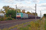 186 241 der ATLU führte am 04.11.23 einen Kesselwagenzug durch Brehna Richtung Halle(S).