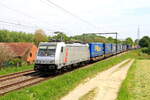 Belgiën
Lok 186 150 von Crossrail mit einem Containerzug, in Sint-Martens-Bodegem
18/5/2023
