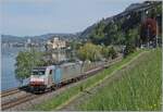 Die Railpool 186 107 ist kurz vor Villeneuve als Lokfahrt auf dem Weg in Richtung St-Maurice.

17. April 2026 