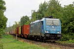 LTE 186 944 kommt mit einem Containerzug am B� Km 17,105 bei Kaldenkirchen vorbeigefahren 14.9.2026
