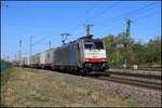Mannheim - Friedrichsfeld am 23.09.2026: DB 186501 verl��t hier Mannheim um 11.23 Uhr mit einem Containerzug in Richtung S�den.
