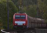 Die Anschlubahn zur Grube Gttelborn wurde im Jahr 1891 erffnet und im Jahr 1965 elektrifiziert. 
Nach Stillegung des Bergwerkes Gttelborn wird die Strecke Merchweiler-Gttelborn noch zur Bedienung des Kraftwerks Weiher genutzt. 186 336-4 bringt einen Kohlenzug zum Kraftwerk Weiher, das zur Gemeinde Quierschied gehrt. 
Der Zug mu auf dem Weg ber die Grube Gttelborn auf zwei Brcken die A8 und eine Landstrae berqueren. 
Der Zug wird im Sandwich gefahren, die Bespannung variiert. Hinten schiebt 186 340-6. 
Manchmal sind zwei 186er am Zug oder auch zwei 140er und eine 186er. 

Der Zug wird in Wemmetsweiler geteilt, bzw. zusammen gesetzt. 

18.10.2012