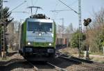 186-148  CAPTRAIN  mit Containerzug durch Bonn-Beuel - 27.03.2013