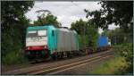 Auf der Umleiterstrecke unterwegs bei Rimburg (bach Palenberg). Die E 186 123
mit einen Containerzug am Haken auf den Weg nach Aachen West. Szenario Ende Juli 
2013 auf der Kbs 485.