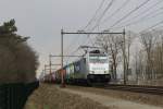 186 182-2 (METRANS) mit 43307 Waalhaven Zuid-Praha bei Vlierden am 1-4-2013.