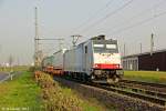 186 251 Railpool mit KLV in K�ln Porz Wahn, April 2014.