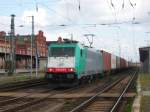 Am 13.04.2014 kam 186 246 mit einem Containerzug aus Richtung Magdeburg durch Stendal und fuhr weiter in Richtung Uelzen. 