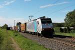 Lokomotion/BLS Cargo 186 106 am 08.08.2014 mit einem Containerzug aus Holland nach Italien bei Kollmarsreute.