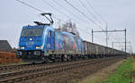 Güterzug mit der LTE Lok 186 943 am 29.11.2020 in America (Niederlande).
