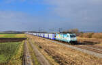 186 364 mit einem leeren Autozug am 19.01.2022 bei Osterhofen.