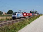 Die 186 426 mit einem KLV-Zug am 11.08.2019 unterwegs bei Amselfing.