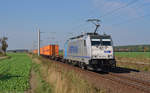 186 427 führte am 29.09.17 einen Containerzug im Auftrag der Metrans durch Rodleben Roßlau.