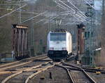 Ein Nachschuss von der 186 297-8 von Railpool und kamm als Lokzug aus  Millingen(D) nach Aachen-West und kam aus Richtung