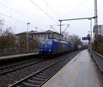 186 268-9 von Rhenus-Logistik kommt aus Richtung Aachen-West mit einem GTS-Containerzug aus Zeebrugge-Ramskapelle(B) nach Piacenza(I) und fährt durch Aachen-Schanz in Richtung