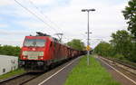 186 328-1 DB-Schenker kommt mit einem Schrottzug aus Köln-Kalk(D) nach Genk-Goederen(B) und kommt aus Richtung