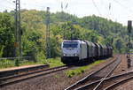 186 294-5 von Railpool kommt aus Richtung Aachen-West mit einem Coilzug aus Kinkempois(B) nach  Bochum(D) und fährt durch Kohlscheid in Richtung