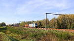 186 299-4 von Lineas/Railpool kommt mit einem gemischten Güterzug aus Antwerpen-Noord(B) nach Köln-Gremberg(D) und fährt durch Lummen-Linkhout(B) in Richtung