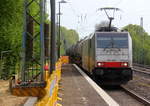 186 446-1 von Lineas/Railpool kommt als umleiter aus Richtung Aachen-West,Laurensberg,Richterich mit einem Kesselzug aus Belgien nach Köln-Gremberg(D) und fährt durch Kohlscheid und