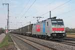 Am Nachmittag des 02.04.2019 fuhr Rpool/XRAIL E 186 187-1  Crossrail  mit dem  GTS -Containerzug (Zeebrugge - Piacenza) durch den Bahnhof von Müllheim (Baden) im Markgräflerland in Richtung