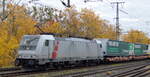PKP Cargo mit der AKIEM SAS  186 371-1  [NVR-Nummer: 91 80 6186 371-1 D-AKIEM] und KLV-Zug Richtung Polen am 03.11.21 Golm (Potsdam).