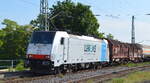 LINEAS NV/SA, Bruxelles [B] mit der Railpool Lok  186 501  [NVR-Nummer: 91 80 6186 501-3 D-Rpool] und einem gemischtem Güterzug am 01.06.22 Durchfahrt Bf.