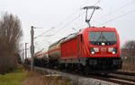 187 127 führte am 19.12.17 einen gemischten Güterzug durch Greppin Richtung Bitterfeld.