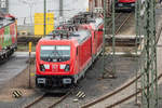 187 169 mit einer Schwesterlok am 6. Januar 2019 in Mannheim Rbf