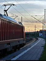 Warten auf die Weiterfahrt:  Schon des Öfteren ist mir in letzter Zeit aufgefallen, dass Züge in Fahrtrichtung Teutschenthal an der Blockstelle Zscherben auf der Bahnstrecke
