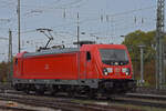 DB Lok 187 202-7 durchfährt am 06.10.2022 solo den badischen Bahnhof.
