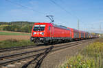 187 157-3 mit einem Güterzug bei Kerzell am 12.10.2022