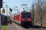 DBC 187 123 mit 187 122 in Rheinhausen-Ost 19.3.2025