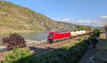 DB 187 188 fährt mit einem gemischten Güterzug durch Oberwesel am 10.September 2025.