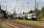 HSL 59819 mit Kesselwagen für das Bioethanolwerk Anklam am 02.09.2019 mit Lok 187 086 von EP Cargo. Mein Standort Grünfläche an der Hafenstrasse.