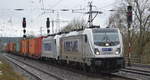 METRANS Rail (Deutschland) GmbH, Leipzig [D] mit  187 508-7  [NVR-Nummer: 91 80 6187 508-7 D-AKIEM] mit   386 026-9  [NVR-Nummer: 91 54 7386 026-9 CZ-MT] und Containerzug am Haken am 03.03.20 Bf.