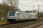187 079-9 RheinCargo & RheinCargo 248 058 in Hilden, M�rz 2024.