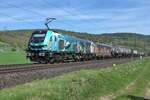 2019 326-8 u.187 535-0 sind gemeinsam mit einem Kesselzug bei Reilos am 28.04.2026 unterwegs.