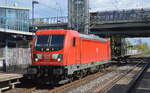 DB Cargo AG, Mainz [D] mit  187 200  [NVR-Nummer: 91 80 6187 200-1 D-DB] am 24.04.22 Durchfahrt Bf.