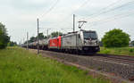 Am 19.05.18 schleppte 187 074 nicht nur einen Kesselwagenzug durch Brehna Richtung Bitterfeld, sondern führte noch 185 585 im Zugverband mit.