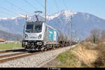 BR 187 002 Railpool/WRS mit Kesselwagenzug am 01.04.2020 bei Buttikon SZ.