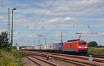 189 059 führte am 05.08.17 einen Containerzug durch Weißig (b.