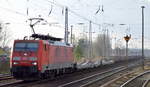 189 012-8 mit leerem Fahrzeug-Transportzug Richtung Frankfurt/Oder am 16.02.18 Berlin-Hirschgarten.