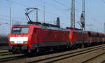 DB Cargo 189 054-0 & 189 047-4 ziehen den Erzbomber, an dem HP Duisburg Bissingheim vorbei, nach Dillingen(Saar).