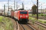 189 064 zieht einen Gterzug in den Bahnhof Halle. 24.07.2007