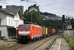 189 070 muss sich mit diesem kurzen Containerzug nicht wirklich anstrengen.