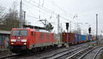 DB Cargo AG [D] mit  189 058-1  [NVR-Nummer: 91 80 6189 058-1 D-DB] und Containerzug am 04.01.22 Richtung Frankfurt/Oder in Berlin Hirschgarten.