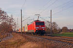 Am 17.12.23 schleppte 189 019 einen Containerzug durch Wittenberg-Labetz Richtung Falkenberg(E).