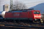 Morgens, kurz nach halb zehn: Tief im Gleis liegend zieht 189 040-9 ihren Chemie-Kesselwagenzug aus dem Bahnhof Treuchtlingen Richtung Ingolstadt.