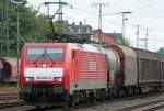 189 093-8 fhrt mit einem genischten Gterzug durch Kln West am 11.07.2009